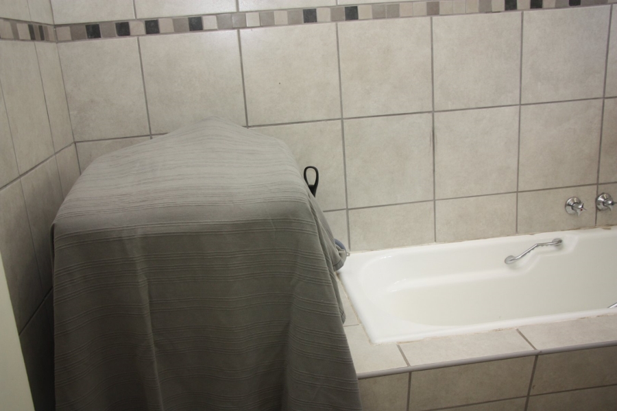 5 Bedroom Property for Sale in Universitas Free State